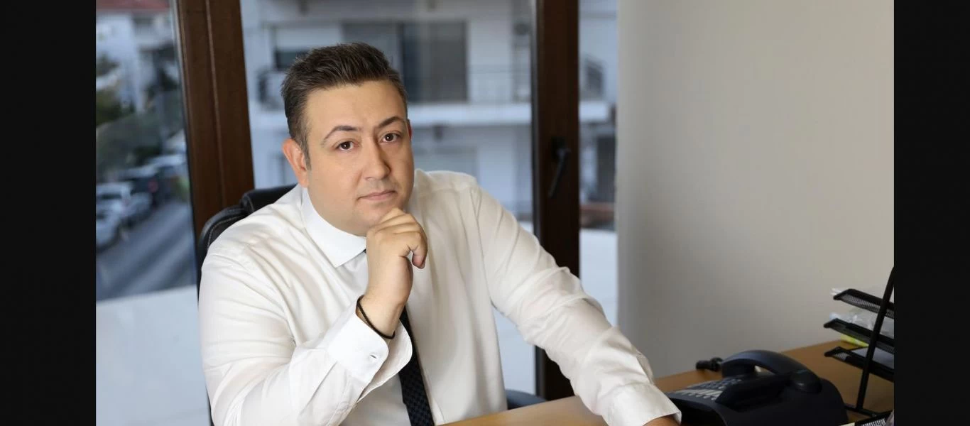 Υπόθεση εκβιασμού δημάρχου Ωραιοκάστρου: Ελεύθεροι αφέθηκαν οι τρεις συλληφθέντες (βίντεο)